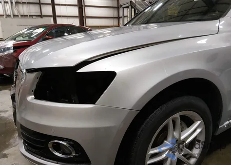 2015 Audi Q5 2.0T Premium z USA, uszkodzony, nr VIN WA1LFAFP4FA086772